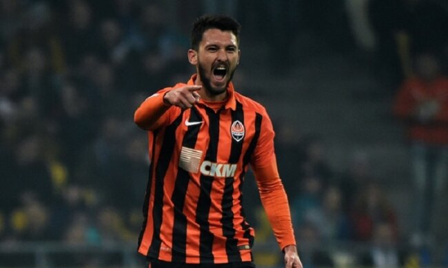 Шахтар обігрує Динамо на Олімпійському та наближається до чемпіонства 