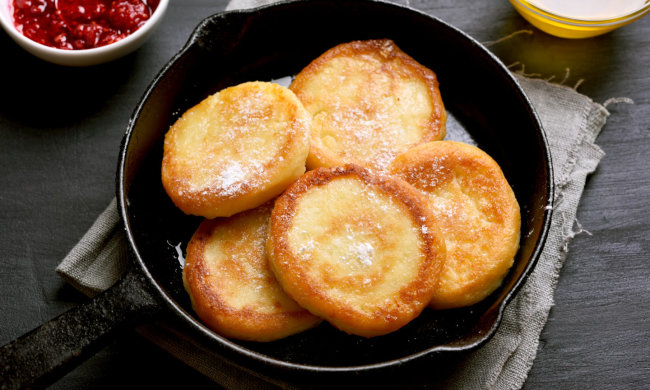 Найкращий сніданок: рецепт золотистих сирників