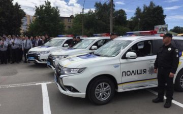 Київські копи покарали нахабного ковбасного крадія: фото