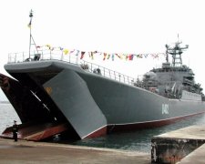 Кримські окупанти пиляють український флот на запчастини