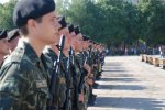 У Дніпропетровську за призовниками «полюють» на заводських прохідних