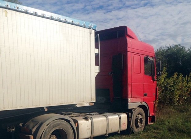 В Хмельницкой области грузовик «заминировали» навигатором (фото)