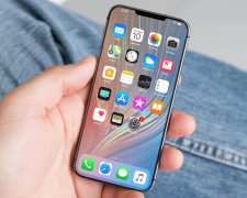 Apple випустить iPhone, що згинається: революційна технологія, яка сподобається всім