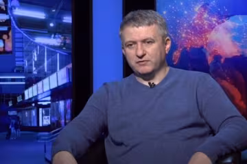 Известный политолог Романенко жестоко "прошелся" по закону "О медиа" слуг народа: "Дебильный..."