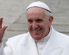 Папа Франциск закликав молодь піднятись із диванів