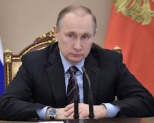 Стало відомо, кого Путін назвав "болванчиками"