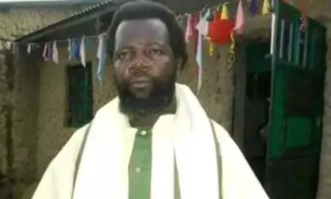 Назвався пророком – лізь на хреста: "мессія" скаржиться, що віряни прагнуть його розіп'яти