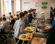 шкільне харчування безкоштовні обіди школярі їдальня