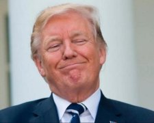 Улюблену "полуничну" акторку Дональда Трампа кинув чоловік: причина вас здивує
