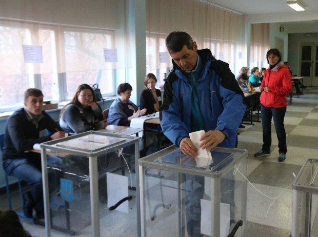 Вибори президента України другий тур: результати онлайн, хід голосування, явка та екзит-поли