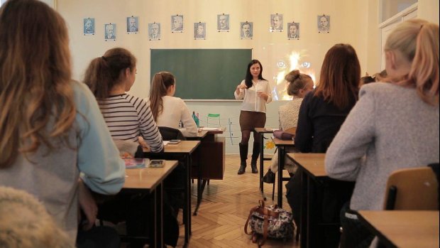 Украинские родители вне себе от ярости из-за нового учебника: инструкция для извращенцев