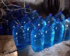 Підпільний алкоцех заливав спиртним зону АТО