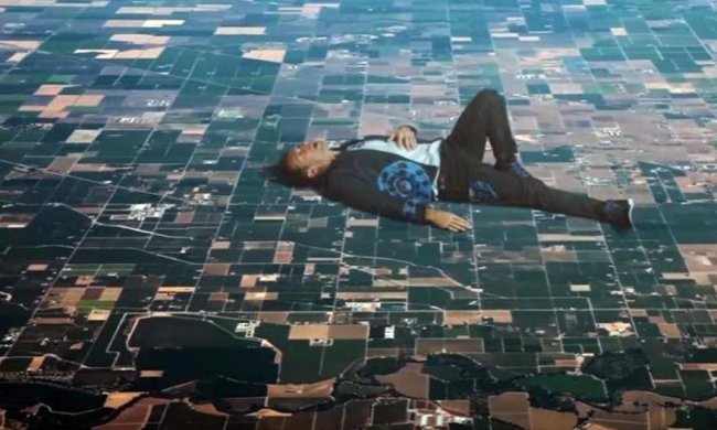 Coldplay розсекретив зйомки кліпу "Up & Up" (ВІДЕО)