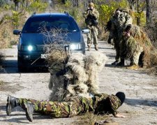 Курсанти Одеської Військової академії вдосконалюють навички в польових умовах (фото)