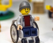 Lego вперше створили персонажа в інвалідному візку (фото)