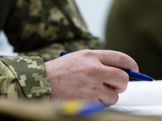 Бронирование военнообязанных: новые зарплатные критерии