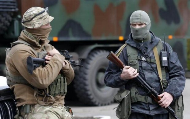 "Буря" в центрі Києва: на Лук'янівку стягують озброєних бійців