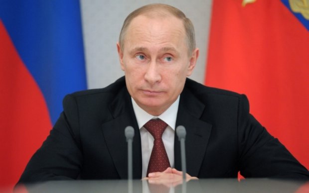 Пєсков виправдав термінову зустріч Путіна із силовиками