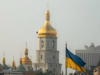 Собор, церковь, флаг Украины, фото из соцсетей