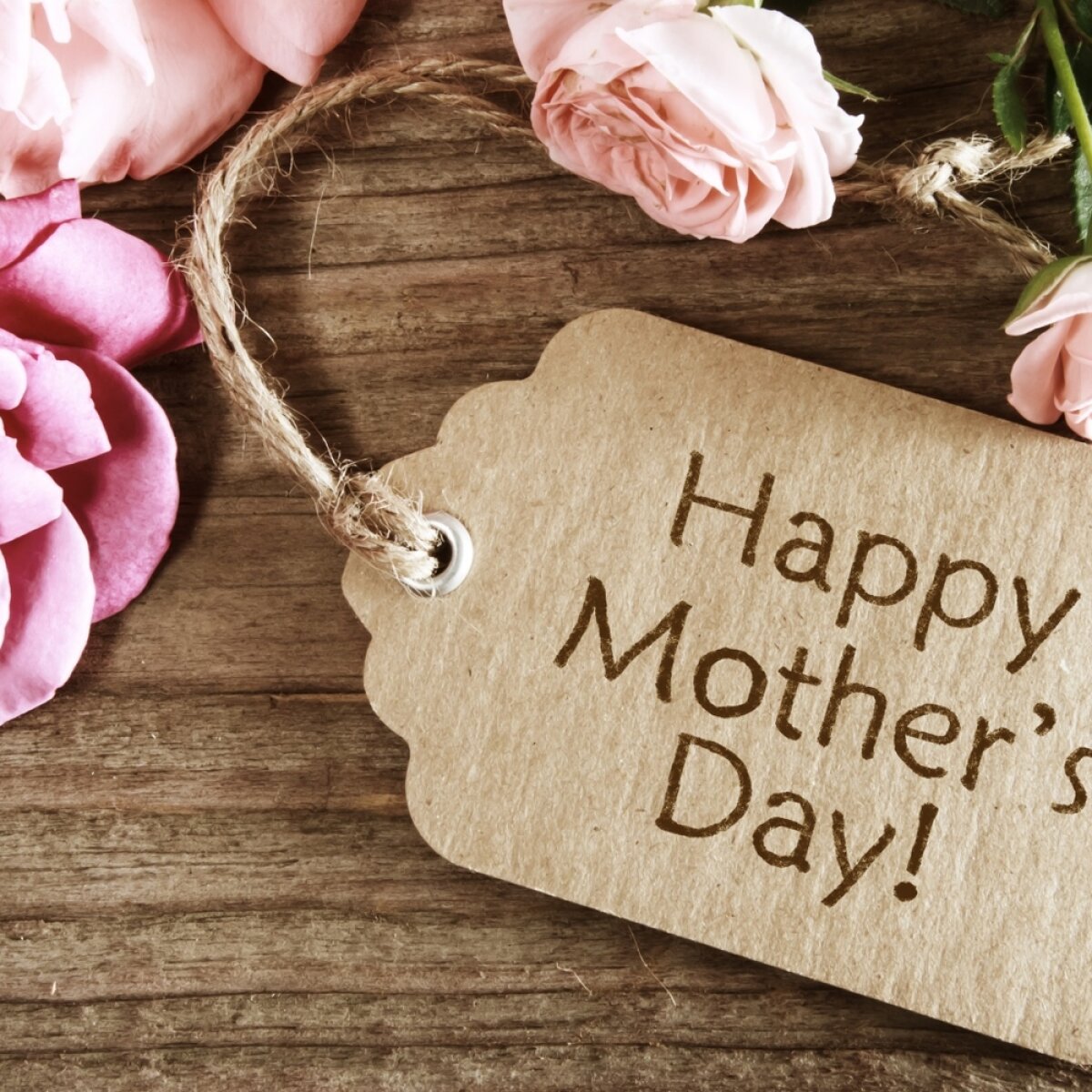 День матери: самые красивые смс-поздравления и открытки