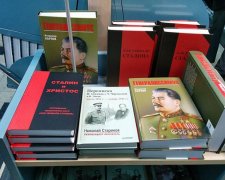 Книги про героїзм Сталіна популярніші за романи про Путіна  (фото)