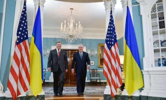 Еще не согласовано: о чем договорились Порошенко и Тиллерсон