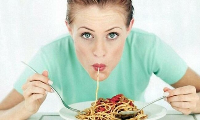 Чим небезпечна звичка швидко їсти