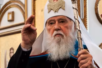 Філарет попросив Яценюка "бути обережним" з ЛГБТ-спільнотами
