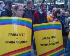 Ярый антикоррупционер попался на гомофобии