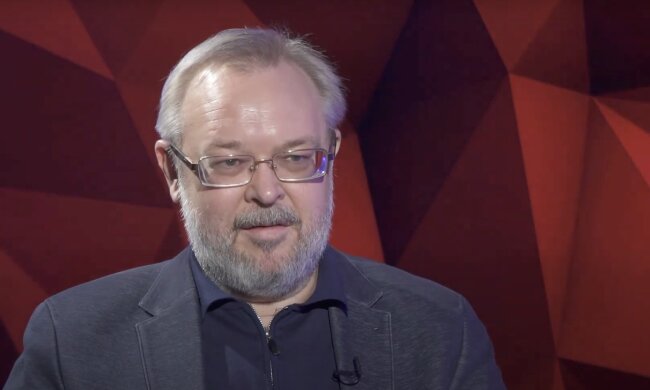 Андрей Ермолаев