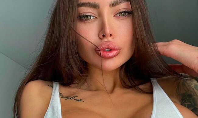Альона Омович, instagram.com/alena_omovych