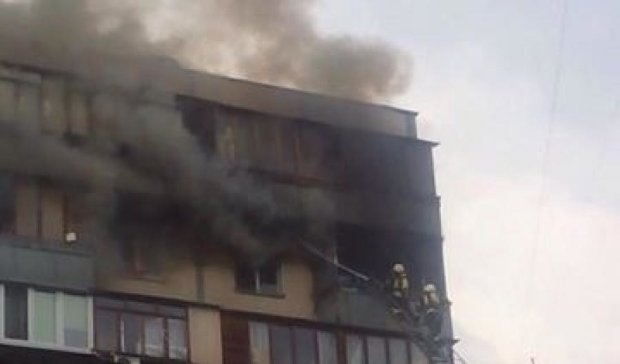 Смертельну пожежу в Києві зняли на відео