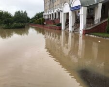 Погода устроит на Прикарпатье настоящий апокалипсис, спасатели бьют тревогу - зальет все