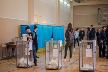 Парламентські вибори 2019: ЦВК вперше в історії злила "обличчя" мажоритарників