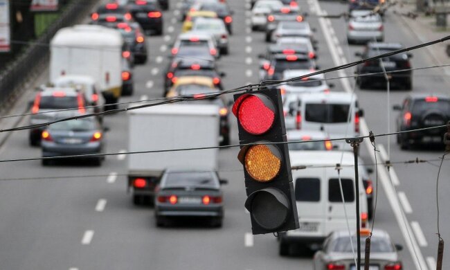 Автомобили, фото: Unian