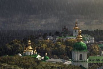 Погода на 16 августа: дождевые тучи не сдаются 