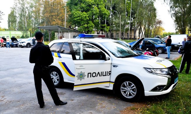 На Харківщині ув'язненого підгодовували шоколадом з наркотиками: щоб коханий "не сумував"
