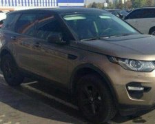 Столичний "герой парковки" зайняв місця для людей з інвалідністю