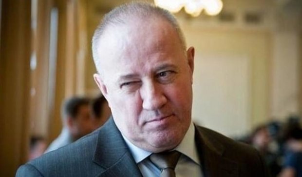 Україні відмовили в безвізовому режимі через депутата Чумака