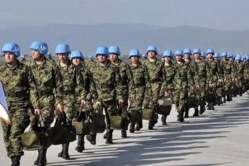 Фарбовані миротворці: що задумала Росія