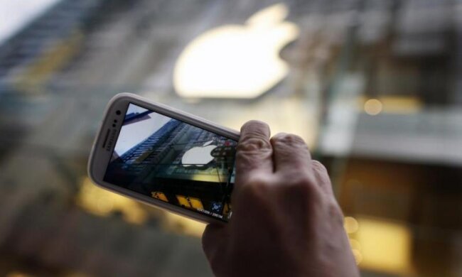 Samsung знову погнався за Apple