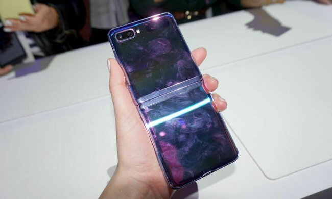 Galaxy Z Flip, фото Mashable