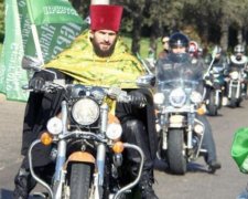 Російські байкери знайшли в "серці батьківщини" європейську заразу