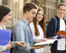 Студенти, зображення: depositphotos