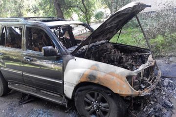 В Харькове за одну ночь сожгли пять машин (фото)