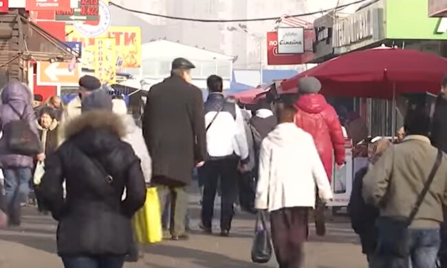 Пенсіонери, кадр з відео