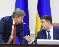 Шахов рассказал, что не поделили между собой Гройсман и Данилюк