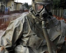 "Криваве" озеро у Києві здивувало екологів