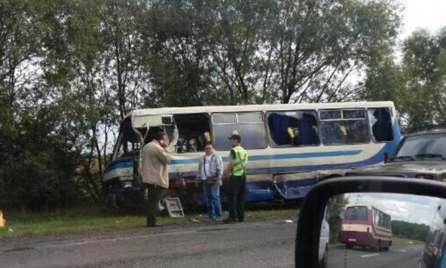 В страшной аварии на Львовщине погиб водитель