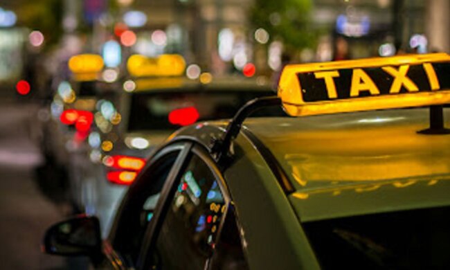 Такси. Фото: Number.One